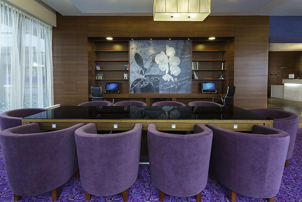 Hotel Hampton By Hilton Airport Warsaw